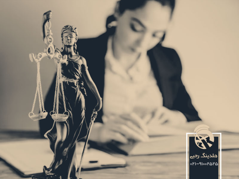 وکلا افراد ارزشمند جامعه